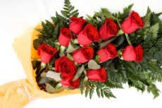 12 red roses Bouquet