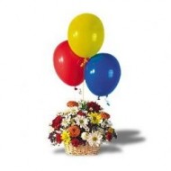 Sring arrangement with balloons