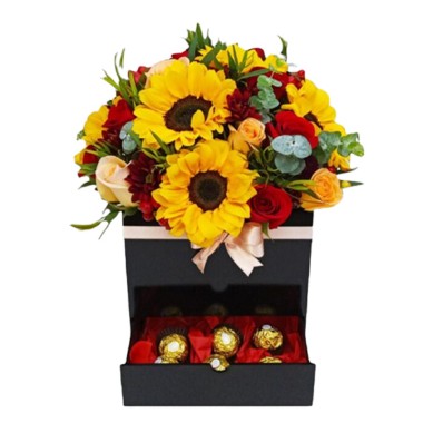 Box of roses, sunflowers and chocolates Quito