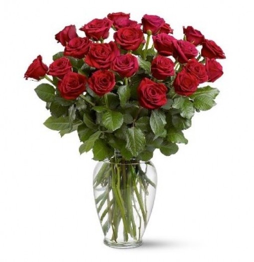 18 roses in a glass vase