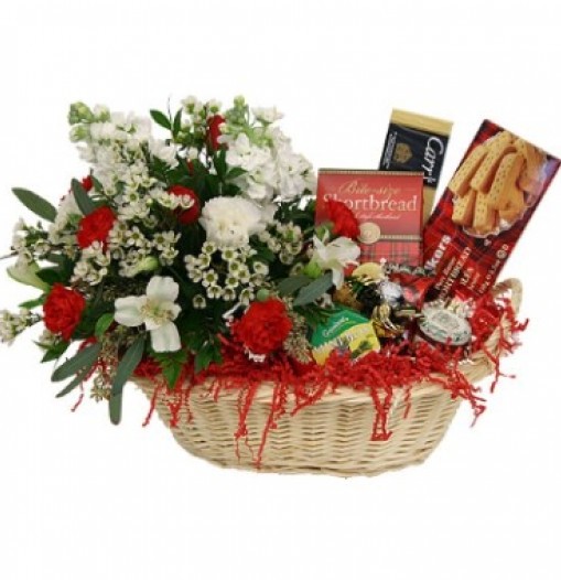 Gourmet basket and fresh flowers to Chile