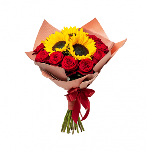 Bouquet of roses and sunflowers